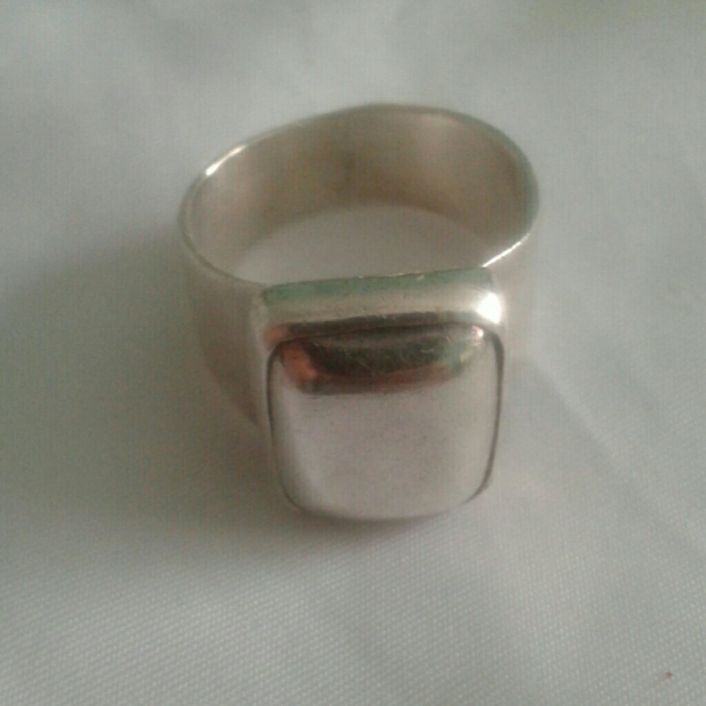 925 Sterling Silver Ring